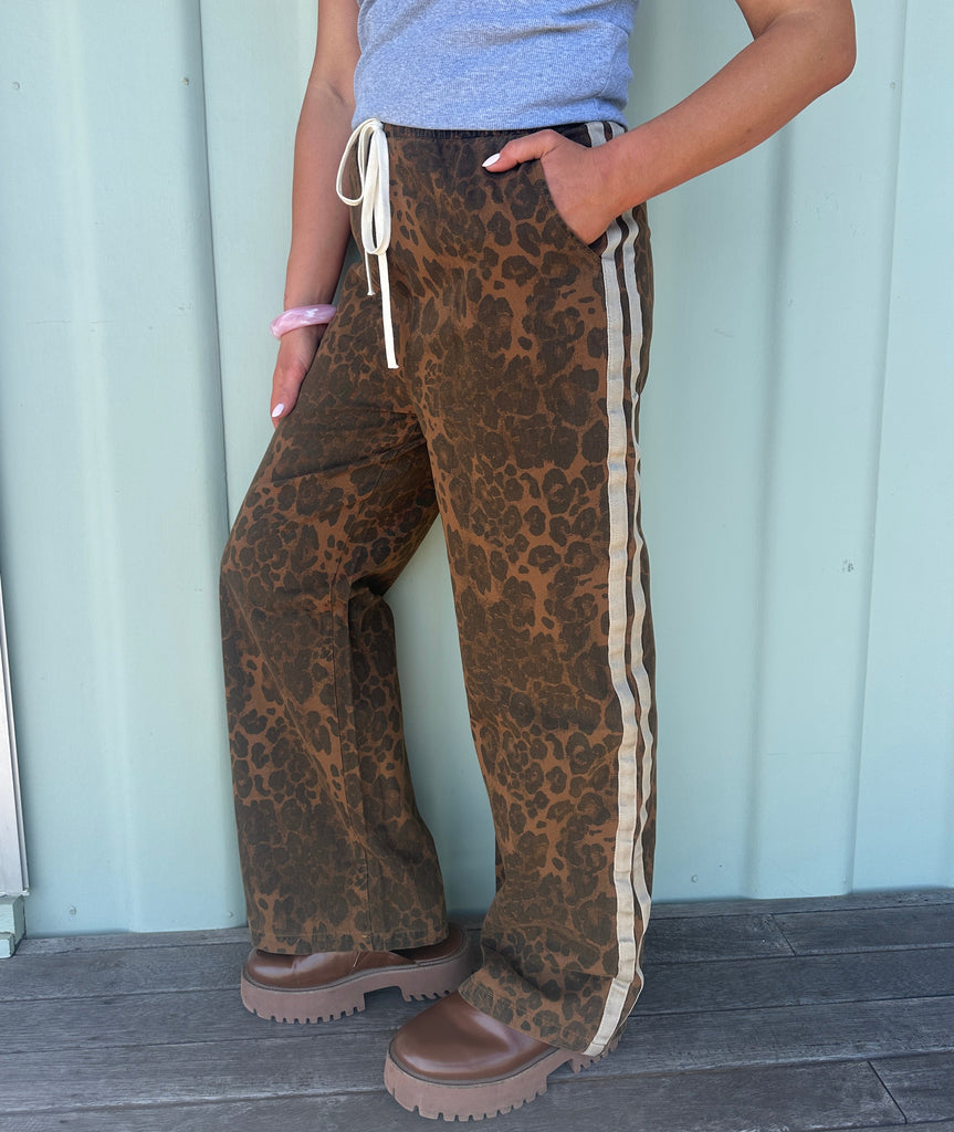 Dark Leopard Racer Pants