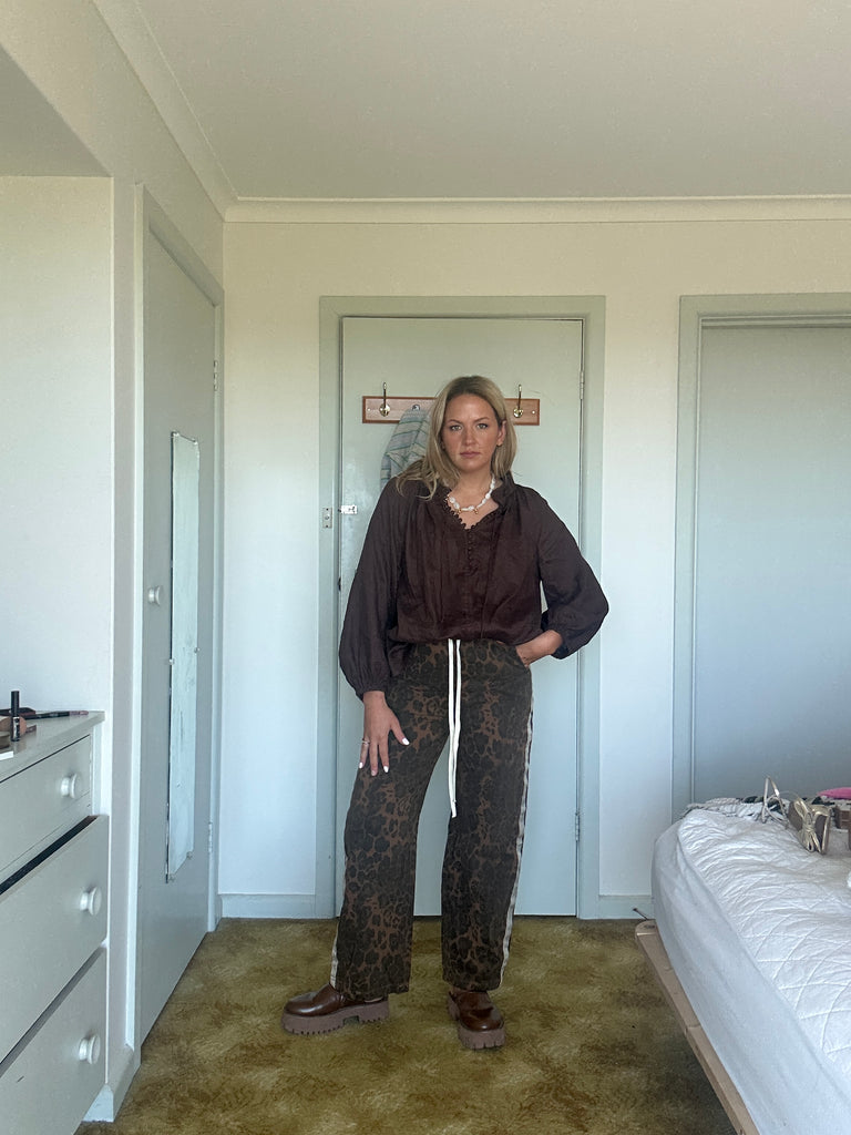 Dark Leopard Racer Pants