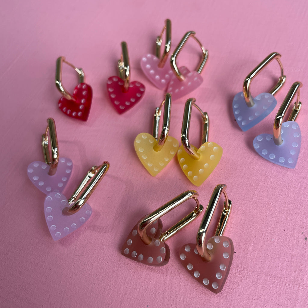 Frida Hearts // on rectangle gold coloured hoops
