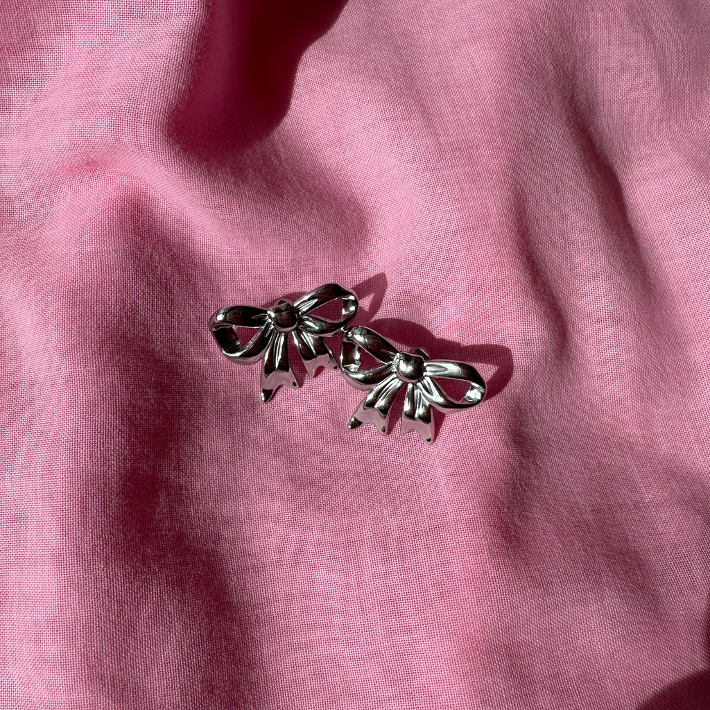 Bow Earrings // Silver
