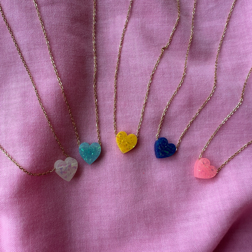 Heart Chains // select colour
