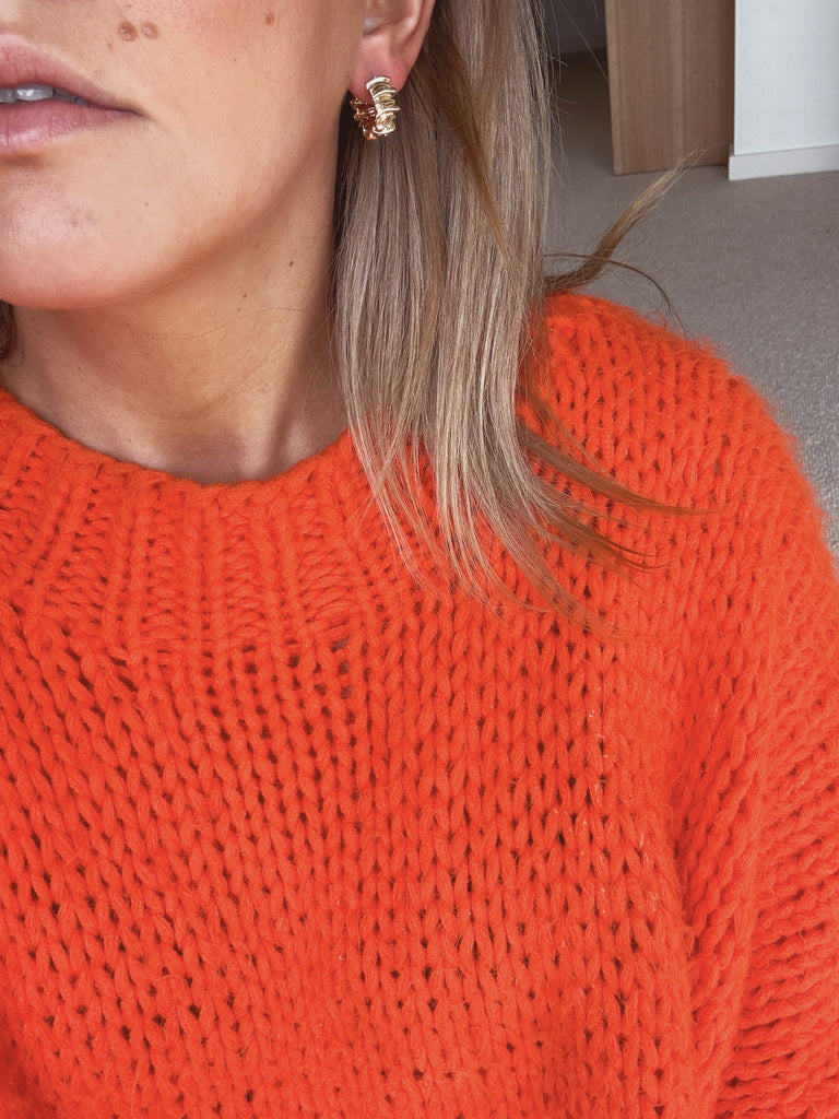 Holly Hoops // Crinkle Gold