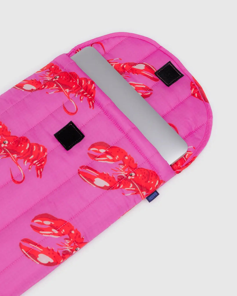 Baggu Puffy Laptop Sleeve 16" - Pink Lobster