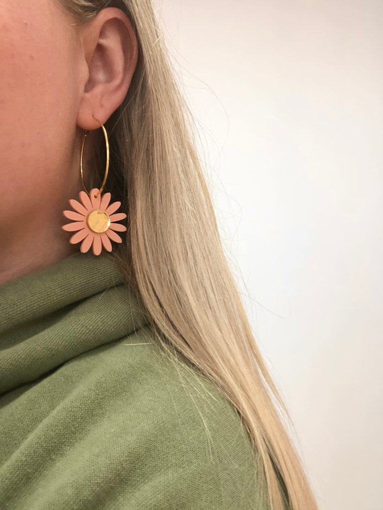 Daisy Hoops // Select Daisy Colour + Hoop