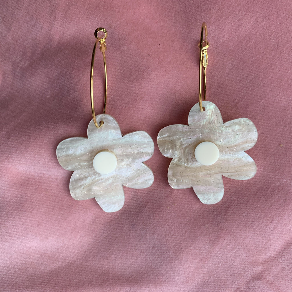 Flower power earrings // select colour