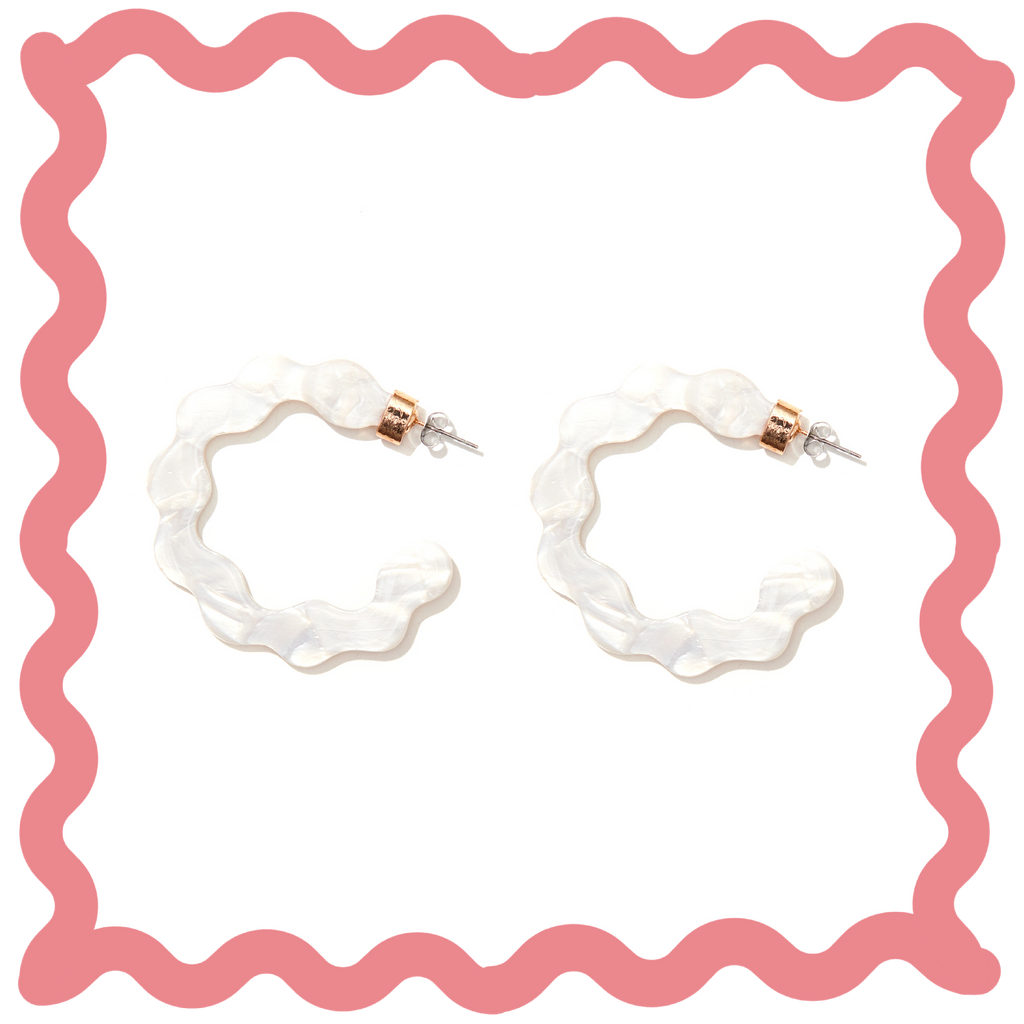 Alice Hoops // White pearl with gold