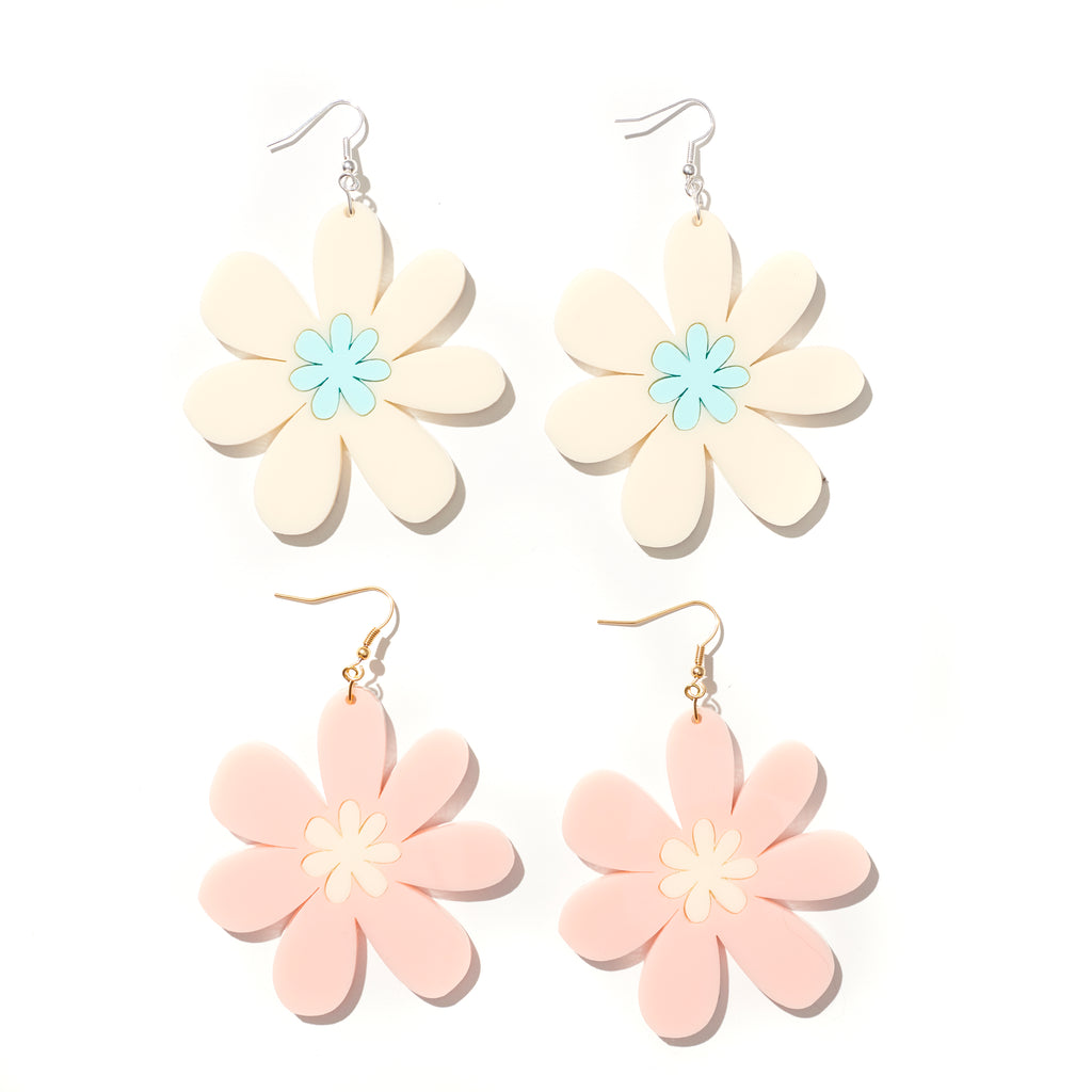 Gigi's Groovy flowers // select colour