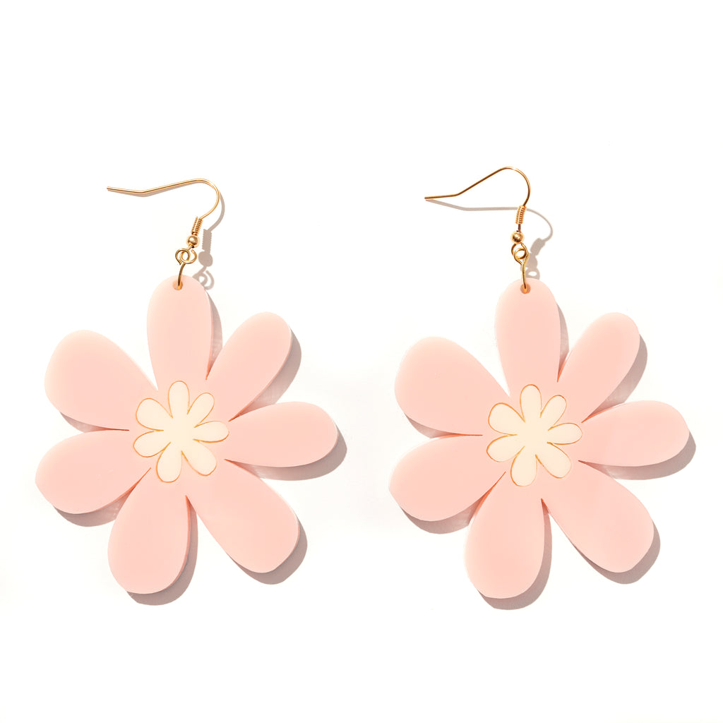 Gigi's Groovy flowers // pink and cream